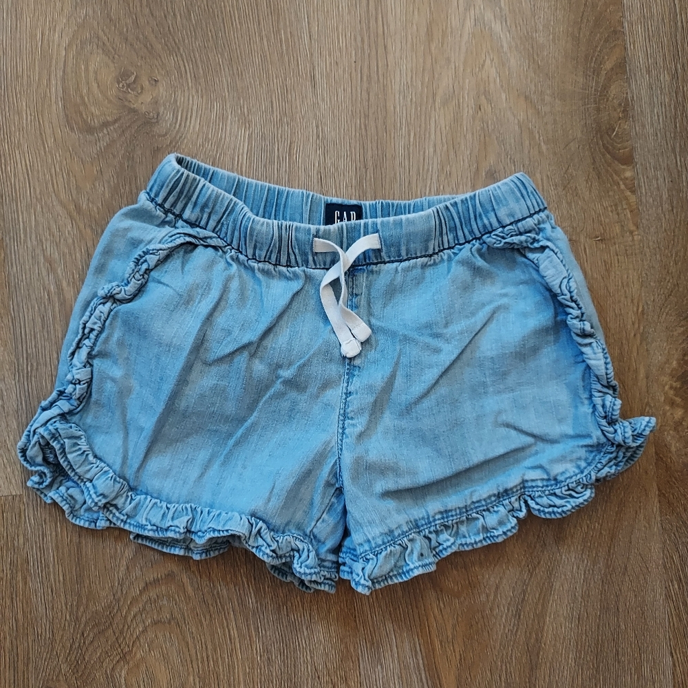 Gap Denim Ruffle Shorts size 6/7